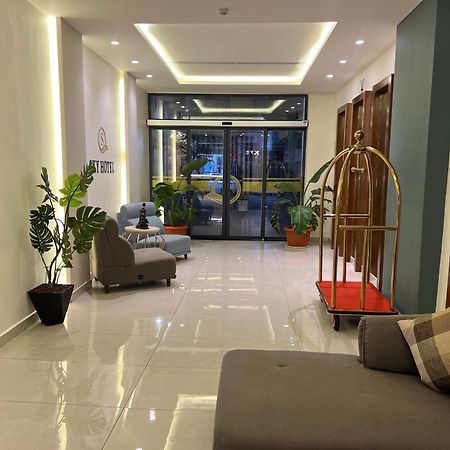 Sky Hotel Aqaba Eksteriør billede
