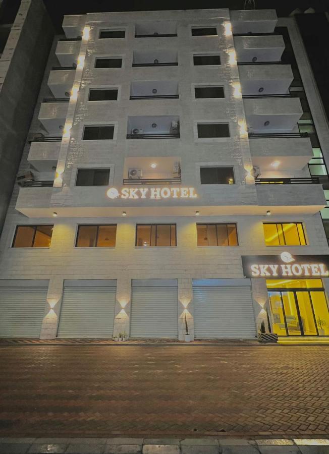 Sky Hotel Aqaba Eksteriør billede
