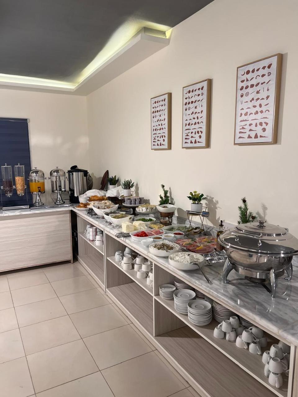 Sky Hotel Aqaba Eksteriør billede