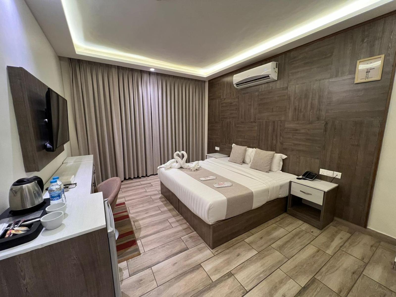 Sky Hotel Aqaba Eksteriør billede