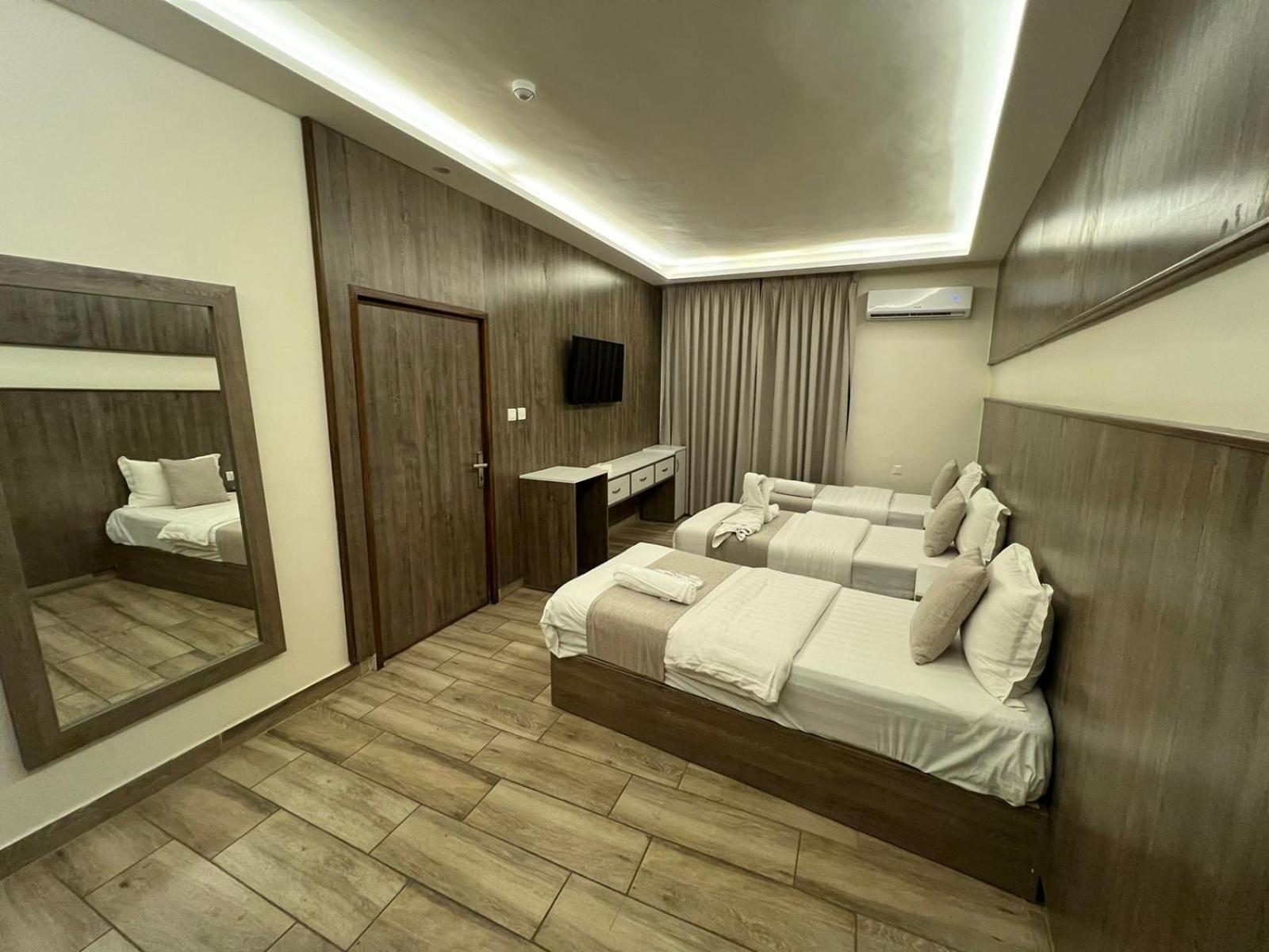 Sky Hotel Aqaba Eksteriør billede