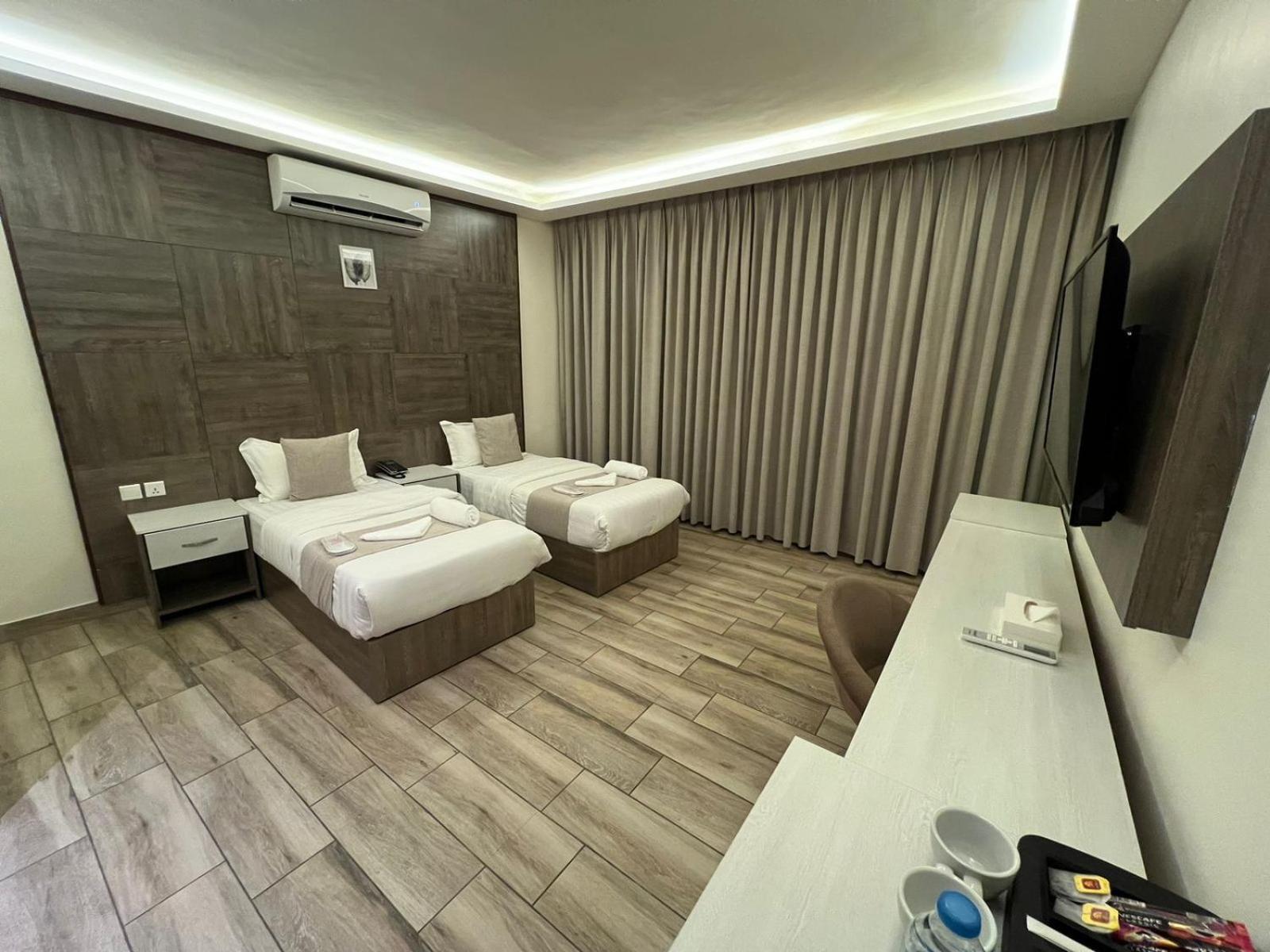 Sky Hotel Aqaba Eksteriør billede
